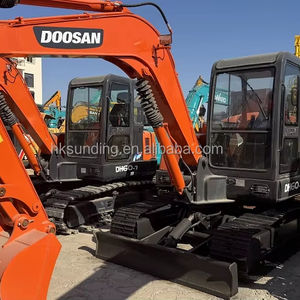 Vente chaude : Mini-excavatrice sur chenilles d'occasion coréenne Doosan DH60 de 6 tonnes, prix compétitif, en stock - Product Image 1