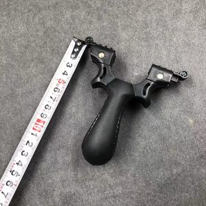 Slingshot <span class=keywords><strong>de</strong></span> <span class=keywords><strong>chasse</strong></span> <span class=keywords><strong>de</strong></span> haute qualité pour tir sportif en extérieur, pêche et survie - Product Image 5
