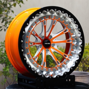 Jantes Beadlock personnalisées forgées TITAN <span class=keywords><strong>FORCE</strong></span> 15 16 17 18 19 20 pouces 5X112 5X130, roues de course orange et noires pour BMW Z4 M40i 6MT F12 - Product Image 2
