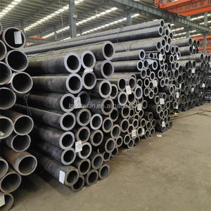 Tuyau en acier sans soudure noir peint, <span class=keywords><strong>tube</strong></span> rond en acier au carbone Sch40 A106 Gr.B, directement de l'usine, pour la construction et les pipelines - Product Image 1