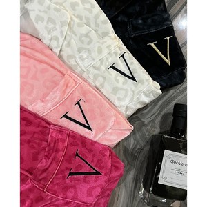 Set Loungewear in Velluto con Decorazioni in Piume e Stampa Leopardata, <span class=keywords><strong>Pigiama</strong></span> di Lusso a Maniche Lunghe per <span class=keywords><strong>Donna</strong></span>, Autunno Inverno - Product Image 5