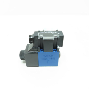 Controlador de Control Direccional Hidráulico Plc 4WE6D6XEW110N9DK23L62 - Product Image 1