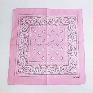 بالجملة: وشاحات باندانا سادة الألوان، باندانا فارغة قابلة للصبغ، عصابات رأس باندانا، من المصنع لتصاميم مشاريع التاي داي والـ <span class=keywords><strong>DIY</strong></span> - Product Image 2