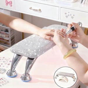 Accesorios de Manicura Profesionales de Alta Calidad con Diamantes Brillantes, Cojín Ergonómico y Cómodo para el Cuidado de las Uñas - Product Image 2