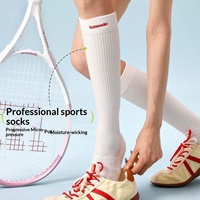 Chaussettes de compression athlétiques professionnelles sans couture respirantes pour femmes, fitness, course à pied, cyclisme, tennis, chaussettes de mollet élastiques