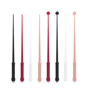 Látigo de silicona suave para juegos de bondage, palmadas y coqueteo, potenciador de sensaciones dolorosas y emocionantes para adultos. - Product Image 1