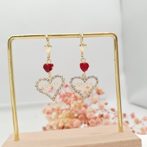 Gran oferta, recién llegado, pendientes en forma de corazón para mamá, pendientes de diseño chapados en oro de 14K para mujer - Product Image 6