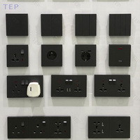 Enchufe de Pared para TV y Datos por Satélite Universal Moderno, Enchufe Macho para TV, Estándar del Reino Unido, PC de Lujo, CE, Bolsa de Tela No Tejida, 16A 250V