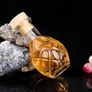 <span class=keywords><strong>Carafe</strong></span> à jus de vin <span class=keywords><strong>en</strong></span> <span class=keywords><strong>verre</strong></span> transparent vintage de 4oz 120ml au design matelassé <span class=keywords><strong>avec</strong></span> <span class=keywords><strong>bouchon</strong></span> <span class=keywords><strong>en</strong></span> <span class=keywords><strong>liège</strong></span> Mini bouteille de vin - Product Image 2