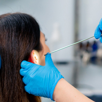 Équipement médical professionnel de haute qualité Laser à diode ORL 980nm 1470nm Machine de traitement ORL
