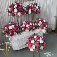 IFG Supplies  Rangkaian Bunga Pernikahan Buatan Tangan Diameter 50cm Warna Pink Terang dengan Daun Hijau untuk Dekorasi Tengah Meja Pernikahan