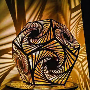 SENZHAO Led Paysage Illuminé Irrégulier <span class=keywords><strong>Polygone</strong></span> Lumière Moderne LED Motif Lumière Métal Sculpture Lumière - Product Image 1