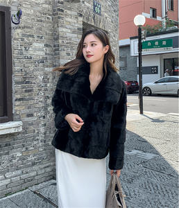 Approvisionnement en gros d'usine personnalisé femmes hiver mode véritable <span class=keywords><strong>manteau</strong></span> de <span class=keywords><strong>fourrure</strong></span> de <span class=keywords><strong>vison</strong></span> naturel pour les femmes - Product Image 3