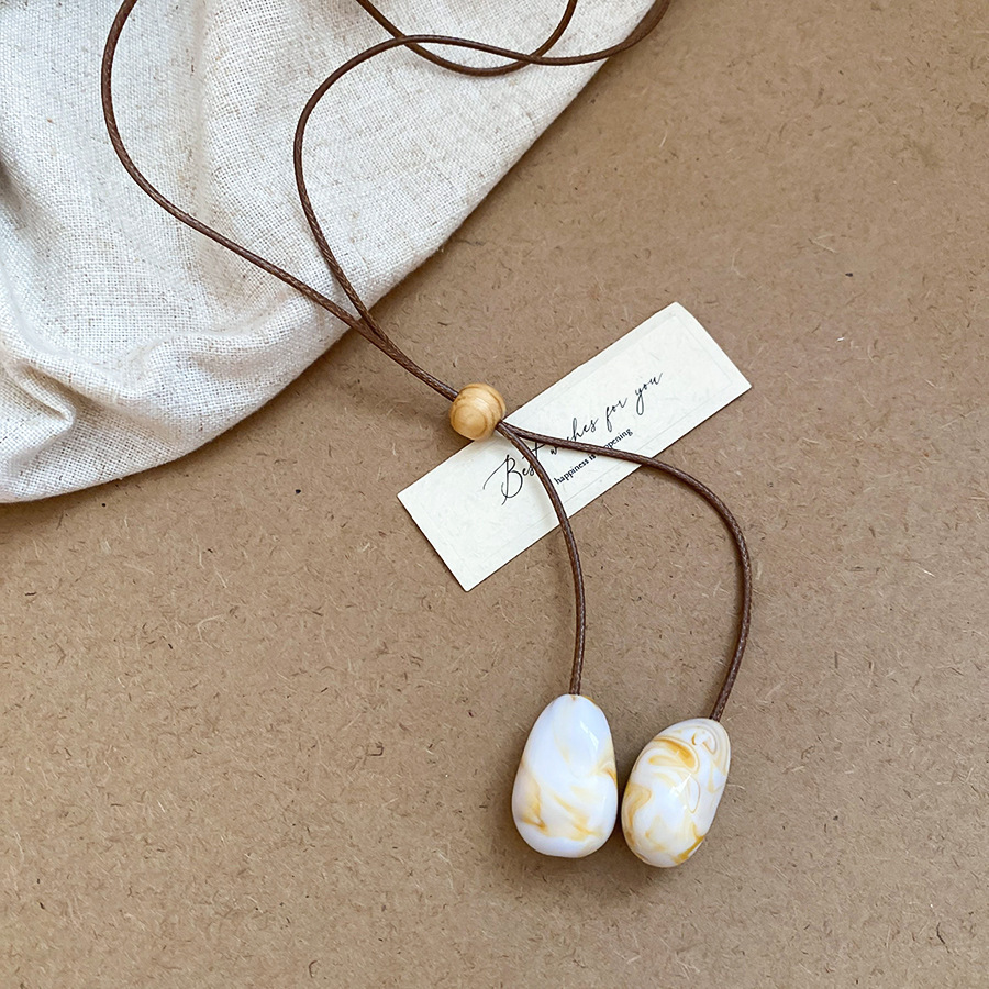40 collier-curry-blanc