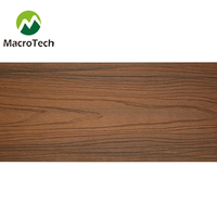 Planches de terrasse en composite WPC co-extrudé 3D gaufré imperméables, aspect teck, à clipser, pour terrasses extérieures et piscines