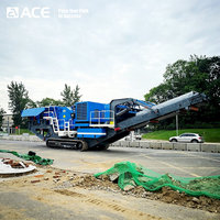 ACE Group AMI1213A Usine de concassage mobile sur chenilles 250 TPH avec moteur AC et moteur diesel, crible vibrant à double étage