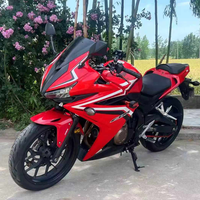 Motocicleta Deportiva CBR500R, Excelente Estado. Motor Bicilíndrico de 500cc Refrigerado por Líquido, Frenos ABS y Pantalla Digital, Totalmente Funcional
