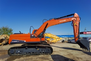 Équipement lourd d'origine coréenne Doosan DX225 Pelle d'occasion Ingénierie Machines de construction Rentable Prêt à expédier - Product Image 4