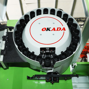 เครื่องจักรกลึงซีเอ็นซี VMC960 แบบตั้ง 5 แกน สำหรับงานโลหะ ความแม่นยำสูง รองรับงานหนักปานกลาง - Product Image 2