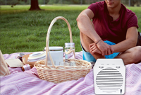 Ventilateur Rafraîchisseur d'Air Portable Nouveau Design en Plastique Capacité 700ml 7 Couleurs LED Mini Ventilateur de Table pour Camping-Car Voiture Chambre Extérieur