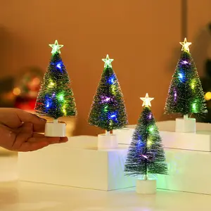 Noel LED renkli Glow çam iğne ağacı Xmas masaüstü dekorasyon için noel hediyesi pencere dekorasyonu küçük noel ağacı