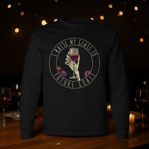 Camiseta de manga larga con diseño de celebración: Levanto mi vaso a los objetivos futuros - Product Image 3