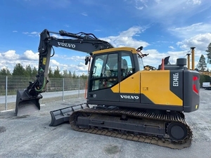 Excavatrice sur chenilles hydraulique d'<span class=keywords><strong>occasion</strong></span> Volvo EC140 14T, modèle 2023, avec moteur, pompe, et benne de terrassement - Product Image 2
