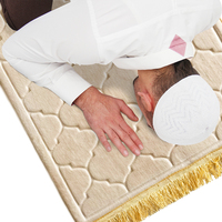 Tapis de prière musulman moderne très doux, coloré, fabriqué à la machine, antidérapant, adapté aux animaux domestiques, lavable, pour mosquée, meilleur prix