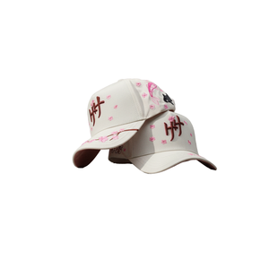 Cappello Raiders in Stile Giapponese con Ricamo Sakura, Snapback con Fiori di Ciliegio, Pesce Koi e Caratteri Kanji, Bianco Crema, Regolabile, Nuovo - Product Image 1