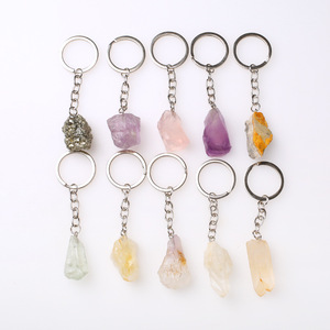 2026 Wholesale Natural Quartz Crystal LED Healing Pendant 3D Light Keychain Eco-Friendly Portable Souvenir Crystal Crafts