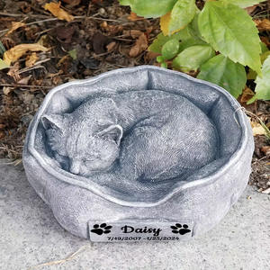 Piedra Conmemorativa de Resina Personalizada para Gatos - Nombre/Fecha/Huella Personalizados, Ideal para Homenaje a Mascotas de Jardín y Recuerdo de Felinos - Product Image 4