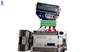 FX2N-32MT-001 PLC คอนโทรลเลอร์ลอจิกแบบตั้งโปรแกรมได้ โมดูลควบคุมอุตสาหกรรม ชุดประกอบที่ถอดประกอบแล้ว ทดสอบการทำงาน ลอจิกแบบตั้งโปรแกรมได้ - Product Image 1