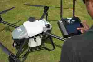 Dron Cuadricóptero Plegable para Agricultura, con Cámara, para Principiantes, Patrullaje Agrícola y de Seguridad en Exteriores - Product Image 6