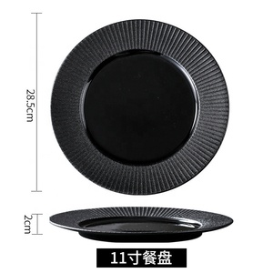 Plateau en céramique japonais 1 pièce, assiette plate pour salade assiette de cuisson à pizza, relief créative <span class=keywords><strong>vaisselle</strong></span> noir et blanc, <span class=keywords><strong>vente</strong></span> directe d'usine - Product Image 6