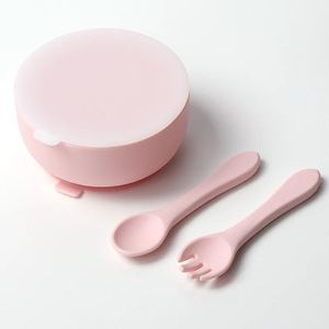 Bol à ventouse en silicone avec couvercle pour tout-petits – Essentiels de repas et d'apprentissage pour la crèche – Vaisselle et fournitures pour enfants - Product Image 3