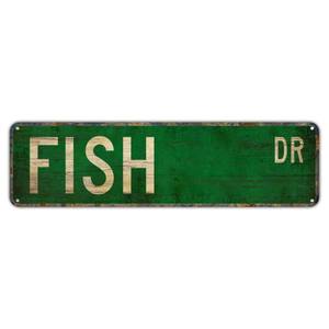 Histoires de poissons personnalisées racontées ici, enseigne en métal véritable, décorations de salle à manger, décoration de rue, art mural 16x4 pouces - Product Image 1