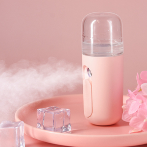 Nouveau design Usb Rechargeable Mini Facial Steamer Nano Mist Automizers Facial Mist Pulvérisateur Oxygénation Face Nano Spray Mist - Product Image 1