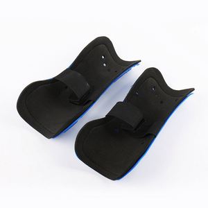 Espinilleras de Fútbol con Orificios Transpirables, Correa Única, Equipo de Protección para Adultos, Espinilleras Ligeras para Entrenamientos y Partidos de Fútbol - Product Image 3