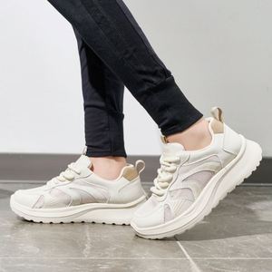 Zapatillas de moda 2026 con suela gruesa estilo 'Dad Sneakers', calzado casual de mujer con aumento de altura, calzado diario transfronterizo para exteriores - Product Image 2