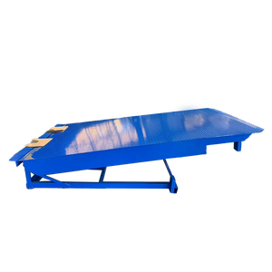 Dock Leveler Teleskopik Hidrolik dengan Bibir yang Dapat Disesuaikan, Presisi untuk Pemuatan Kontainer dengan Forklift, Operasi Docking Akurat Tinggi, Tugas Berat - Product Image 1