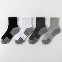 Chaussettes de sport personnalisées en gros avec logo, chaussettes de course rembourrées en tissu éponge pour hommes et femmes, OEM, faible MOQ, prix d'usine