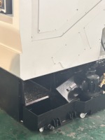 Máquina CNC DAS con Husillo de 8 Pulgadas y Torreta Motorizada BMT55 de Última Generación con Contrapunto de Control CNC Programable