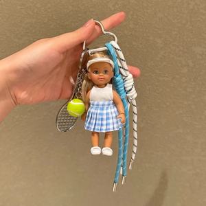 Lindo Llavero de Muñeca Miniatura con Lazo, Elegante Colgante de Muñeca con Lazo Grande, Adorable Accesorio para Bolsos, Dulce Regalo para Ella - Product Image 1