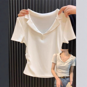 Polo con cuello en V, camisetas de algodón puro, <span class=keywords><strong>camisas</strong></span> plisadas ajustadas para abrazar la cintura, camisetas cortas personalizadas al por mayor - Product Image 3