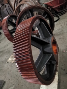 Engranaje recto de metal de gran diámetro forjado de fundición industrial pesada personalizado OEM de alto rendimiento para máquinas de transmisión - Product Image 5