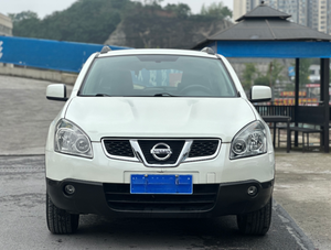 Autos Usados en Venta, Nissan Qashqai 2013, 2.0L Gasolina, SUV, Bajo Precio, CVT, 2WD, Vehículo de Exportación - Product Image 4