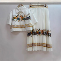 Ensemble deux pièces pour femme : chemise courte en coton à manches trois-quarts à imprimé géométrique vintage et jupe plissée taille haute au-dessus du genou avec poches