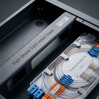Panneau de brassage fibre optique fixe 1U GP3 (Modèle FPS-GP3-1U02MB-FN) prenant en charge 2 plaques adaptatrices et une distribution de 24 fibres à épissage