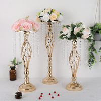 Support à fleurs pour décoration de mariage, support à fleurs en fer forgé et cristal, décoration de centre de table ; fournitures de décoration de fête.