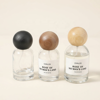 Flacon en verre transparent avec bouchon à vis en bois 30ml 50ml pour parfum, fragrance, vaporisateur rechargeable, emballage en gros, étiquette personnalisée